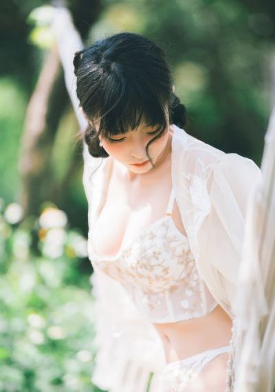 欧美关于灰姑娘的电影_剧情片电影完整版